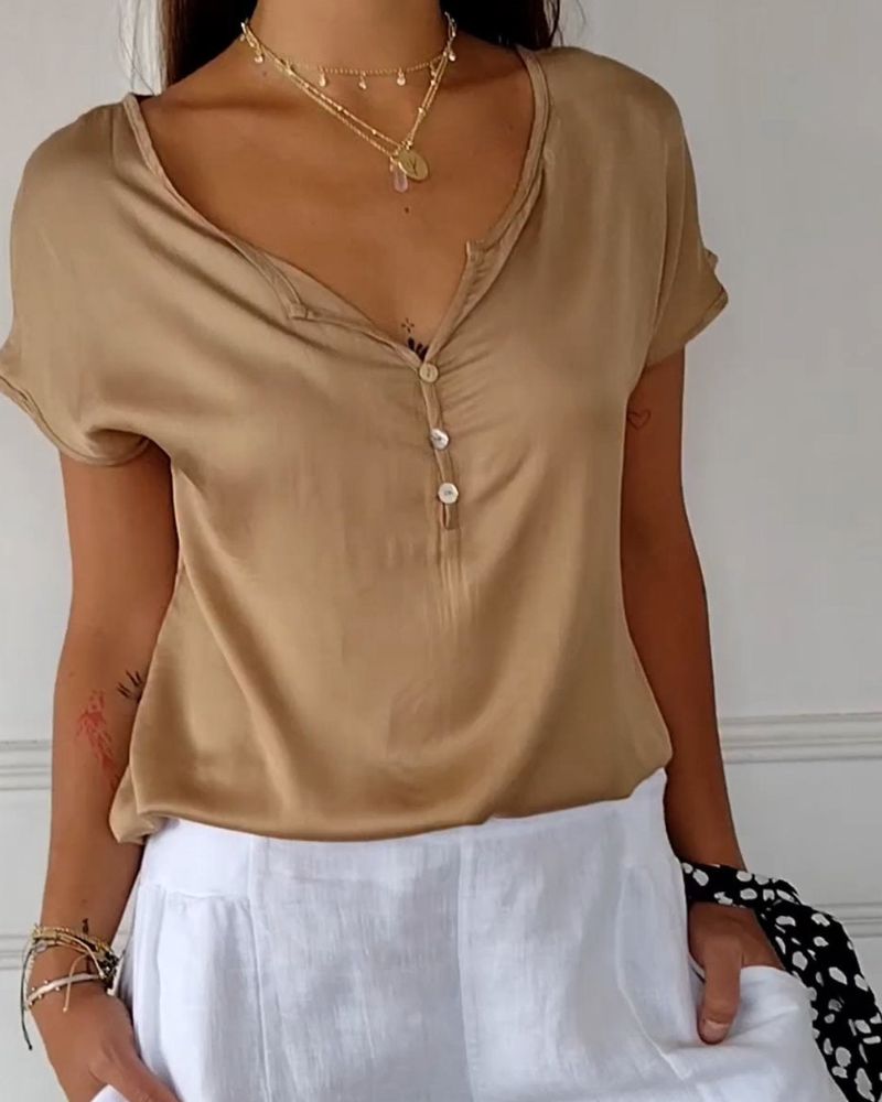 Ava – Comfortable Spring T-Shirt