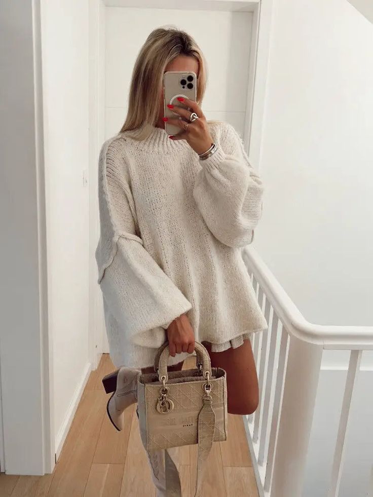 Eden - Fluffy Oversized Sweater