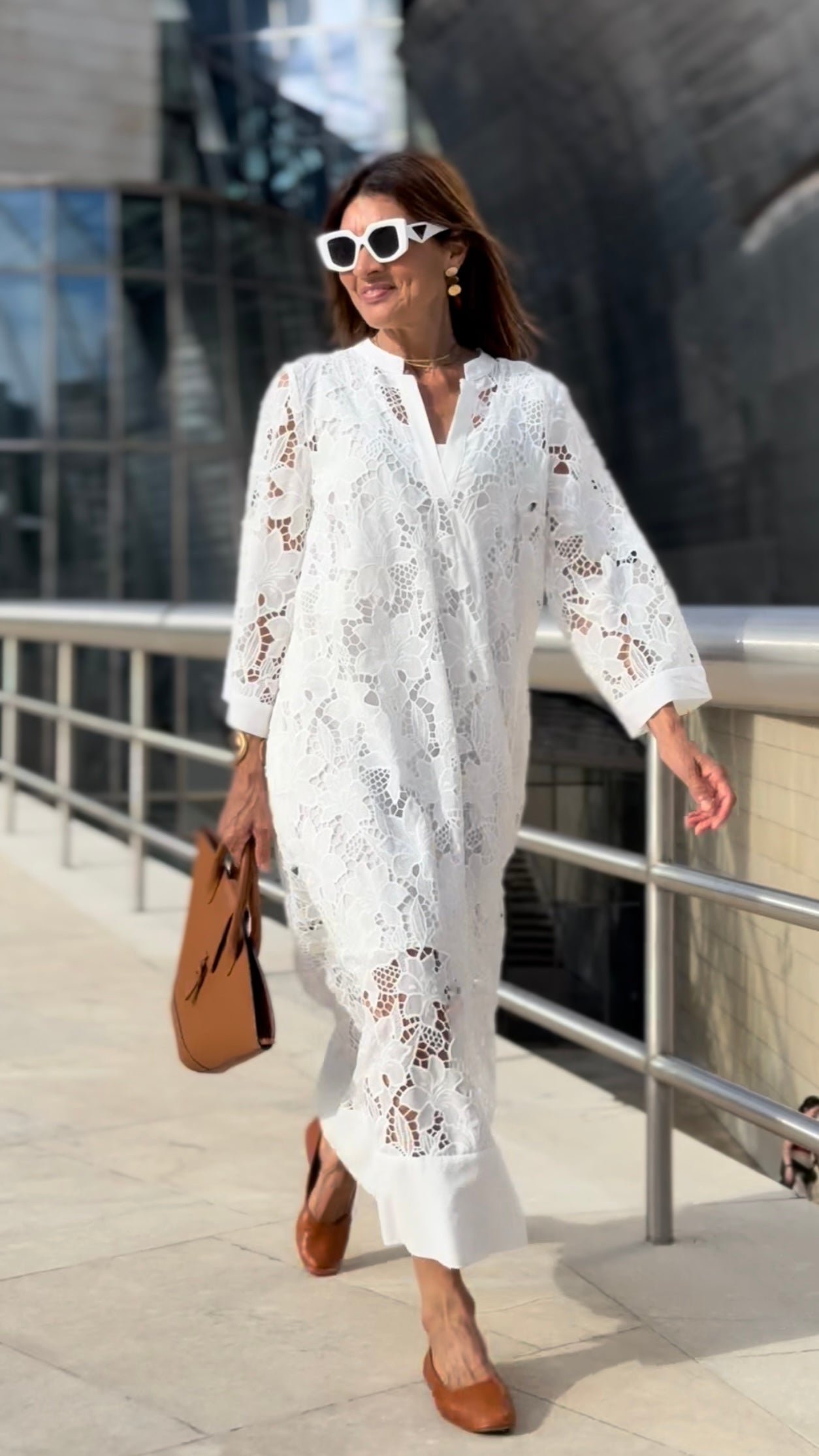 Julia - Elegant Lace Dress