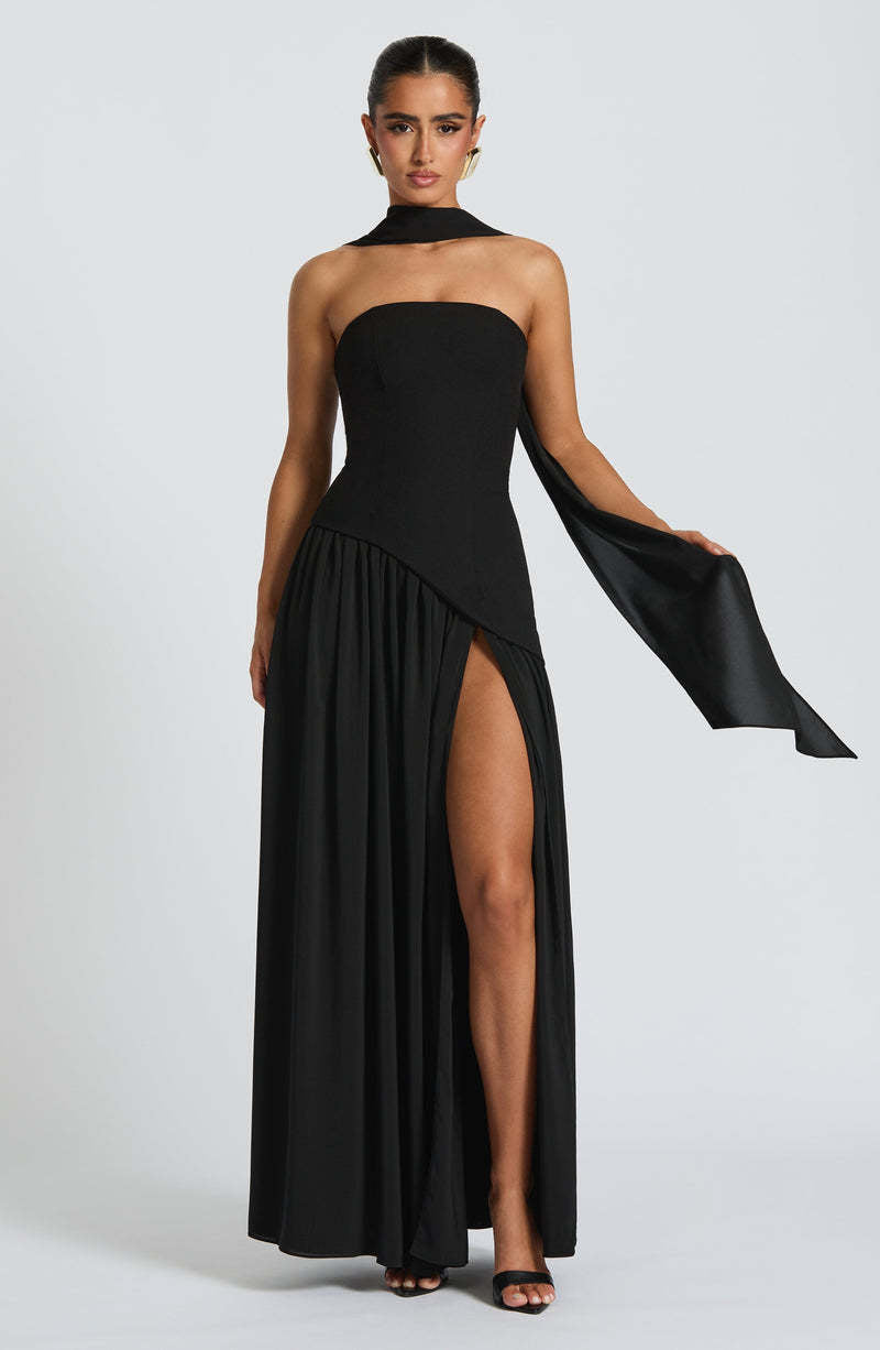 Anastasia - Maxi Dress