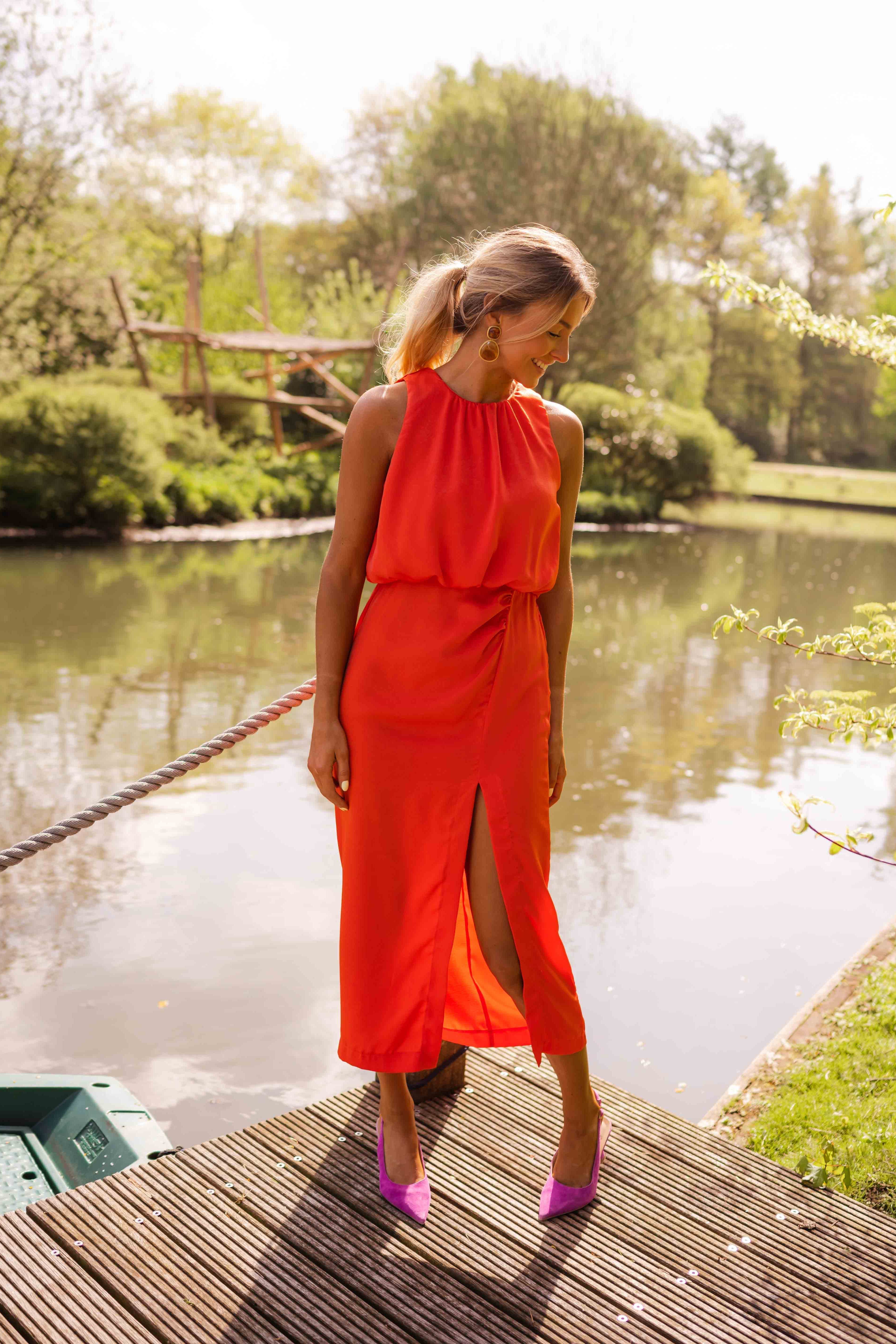 Betty - Sleeveless flowy midi dress