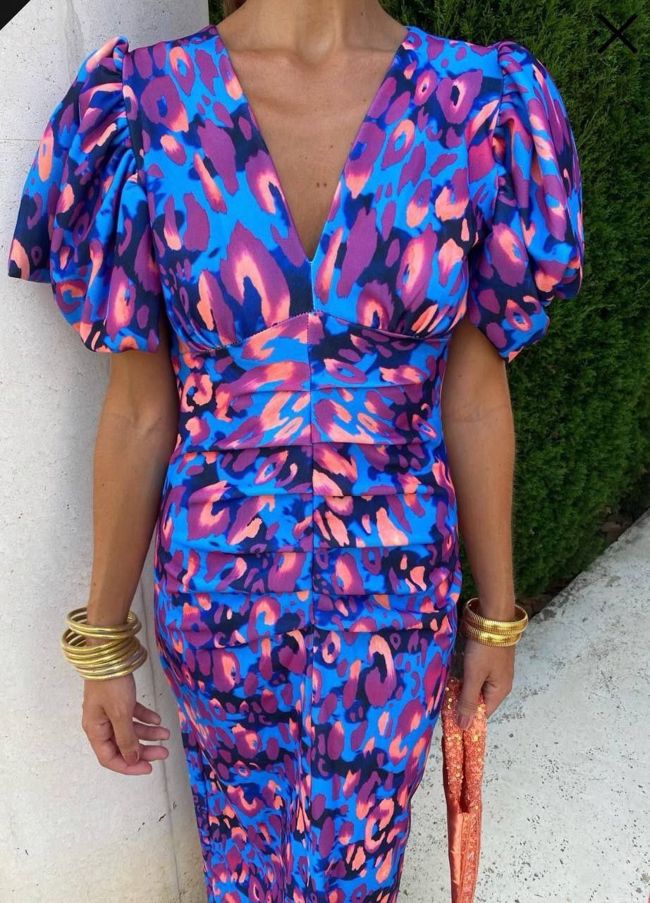 Luné – Ruched Puff-Sleeve Midi Dress