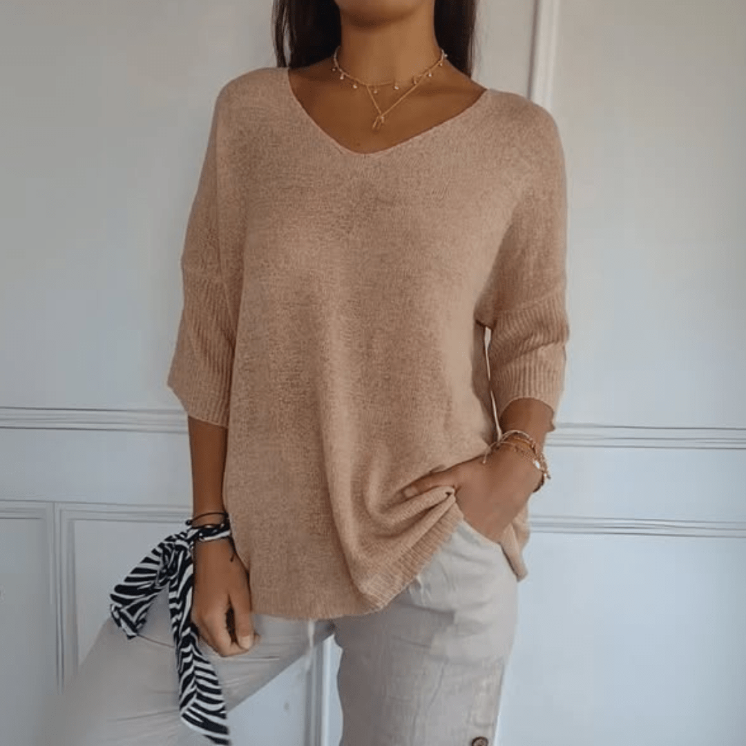 Isla - Knitted V-Neck Top