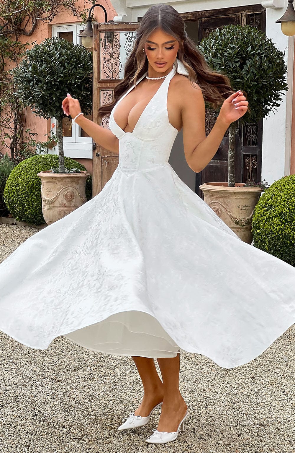 Lara - Midi dress with halter neckline
