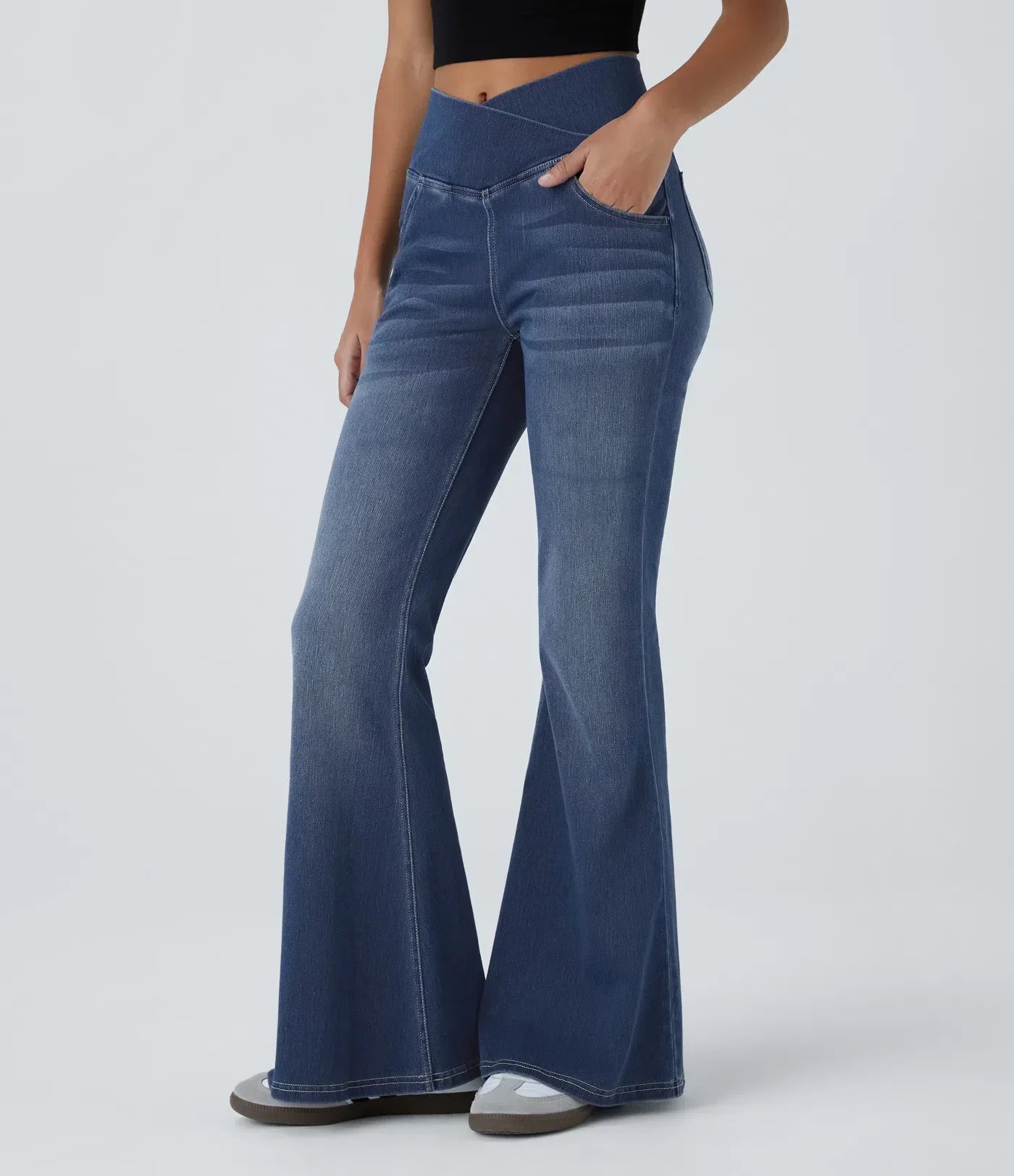 Vaela - Elastic Flattering Flared Trousers