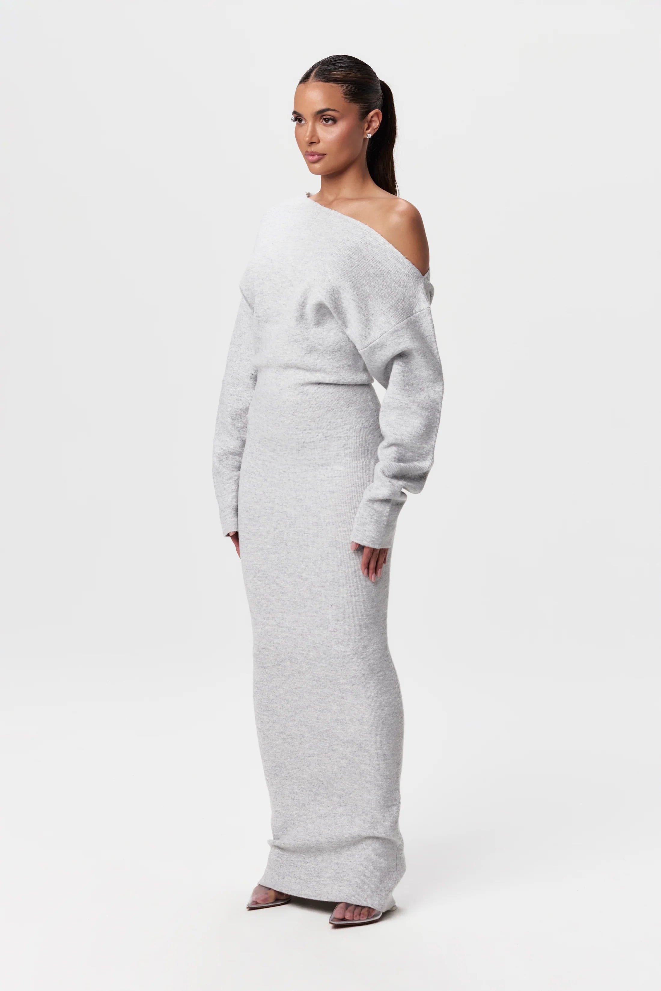 Arabella - Elegance Off-Shoulder Long Dress