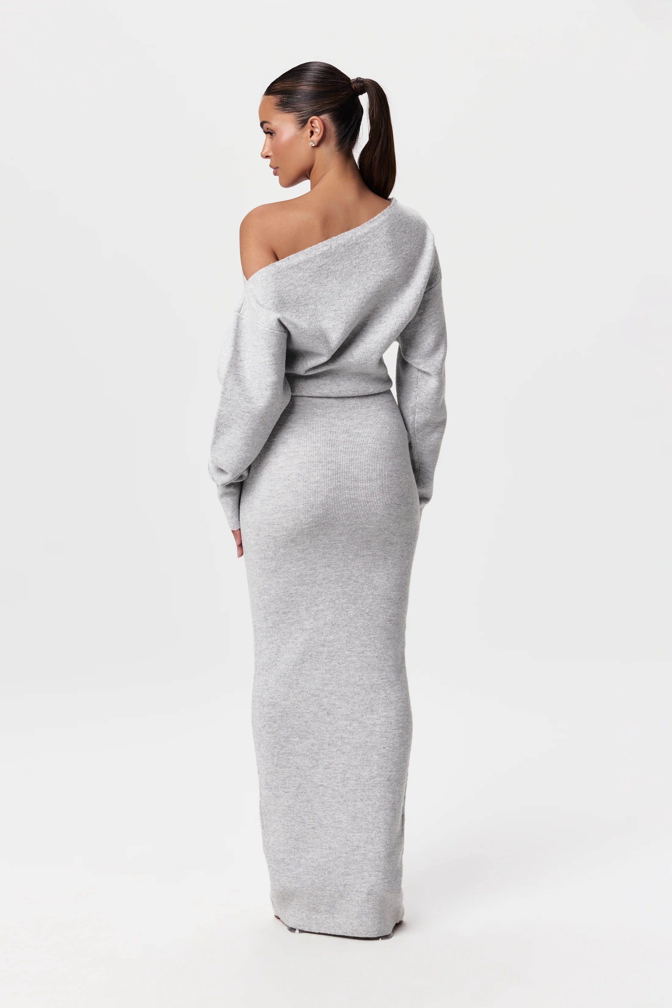 Arabella - Elegance Off-Shoulder Long Dress
