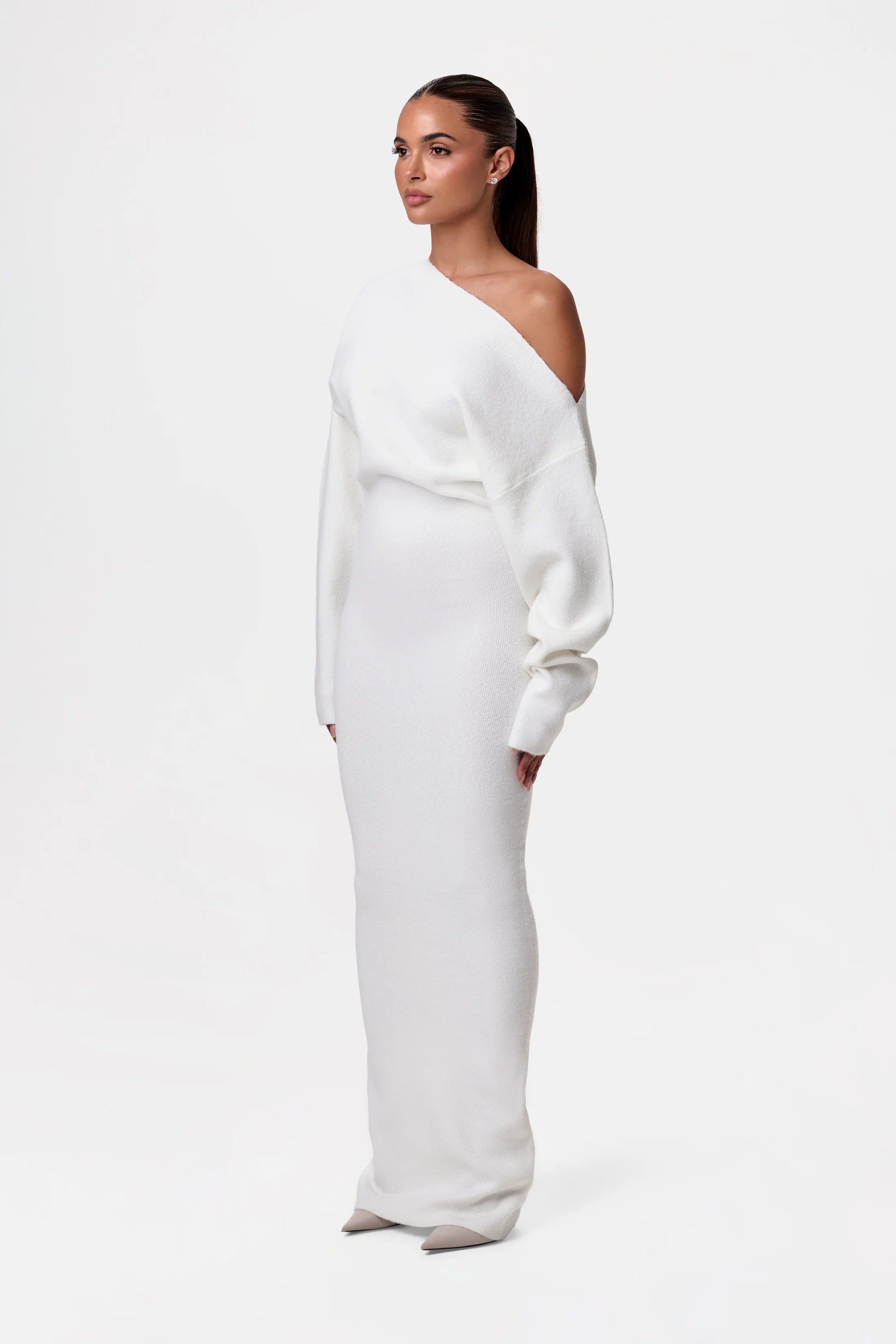 Arabella - Elegance Off-Shoulder Long Dress