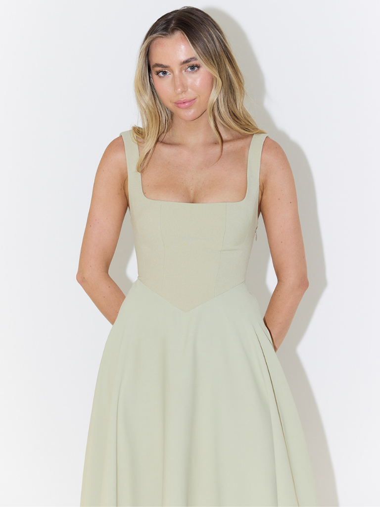 Camille – Garden Flow Midi Dress