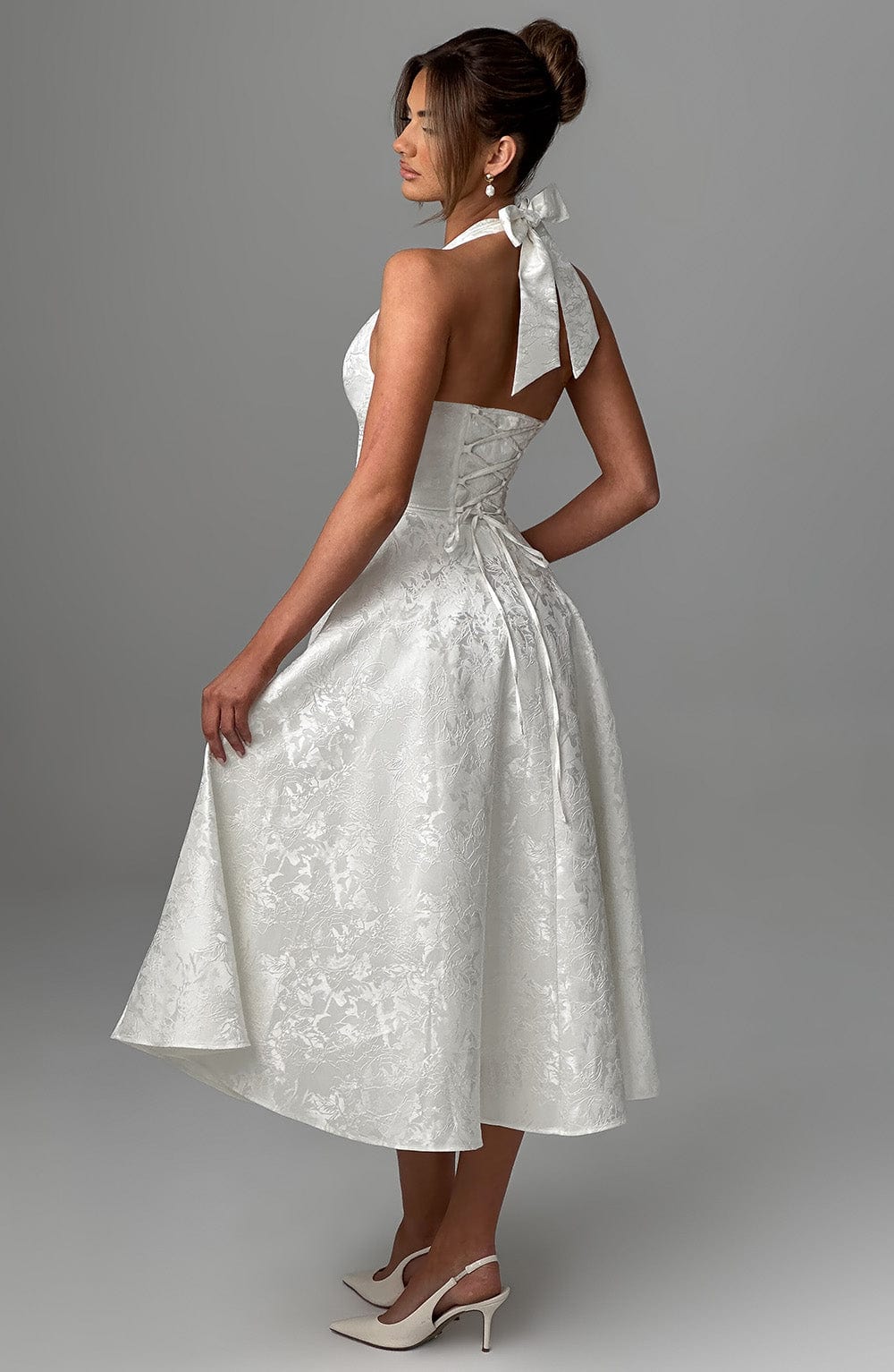 Lara - Midi dress with halter neckline
