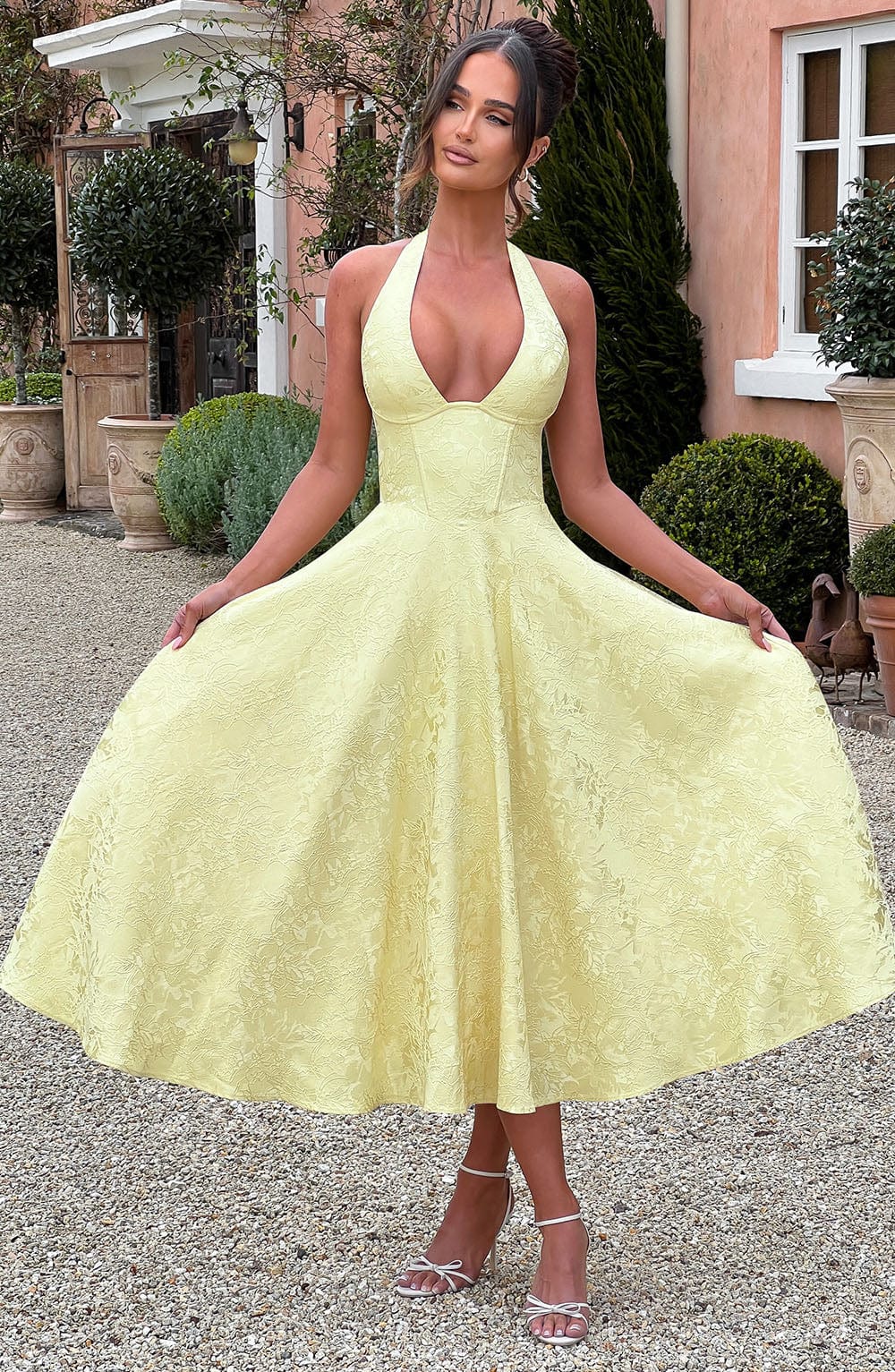 Lara - Midi dress with halter neckline