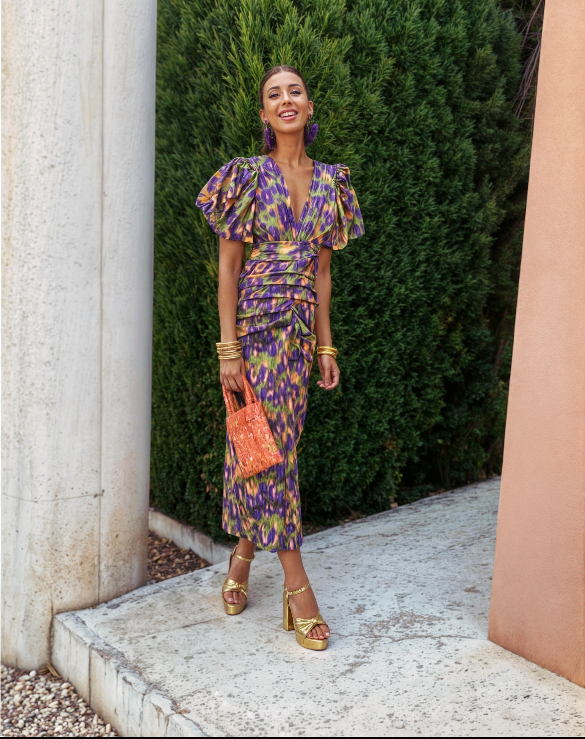 Luné  – Ruched Puff-Sleeve Midi Dress