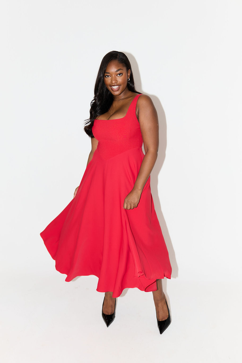 Kiara | Timeless Flowy Midi Dress